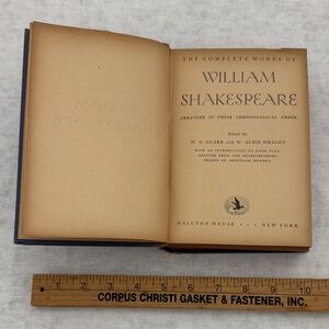 1939 The Complete Works of William Shakespeare Book, vintage handwritten  (OLCC)